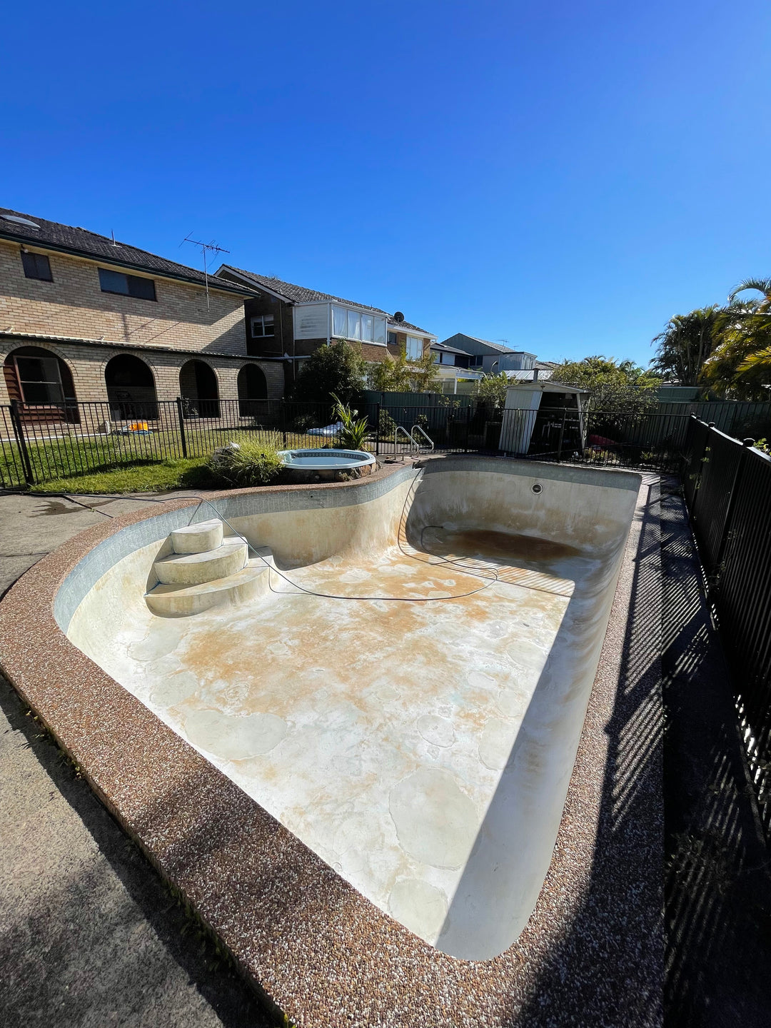 Pool Drain & Acid Washing